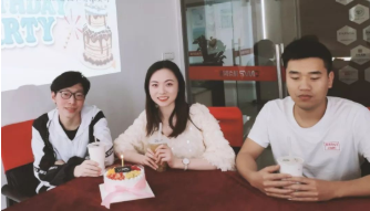 【生日會】深情不及陪伴—捷點科技四月生日...